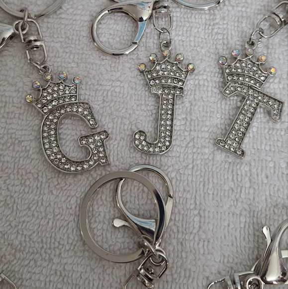 NWT - Choose 1pc, Alphabet With Crown and Rhinestones Bag Charm or Key Pendant - Picture 4 of 6